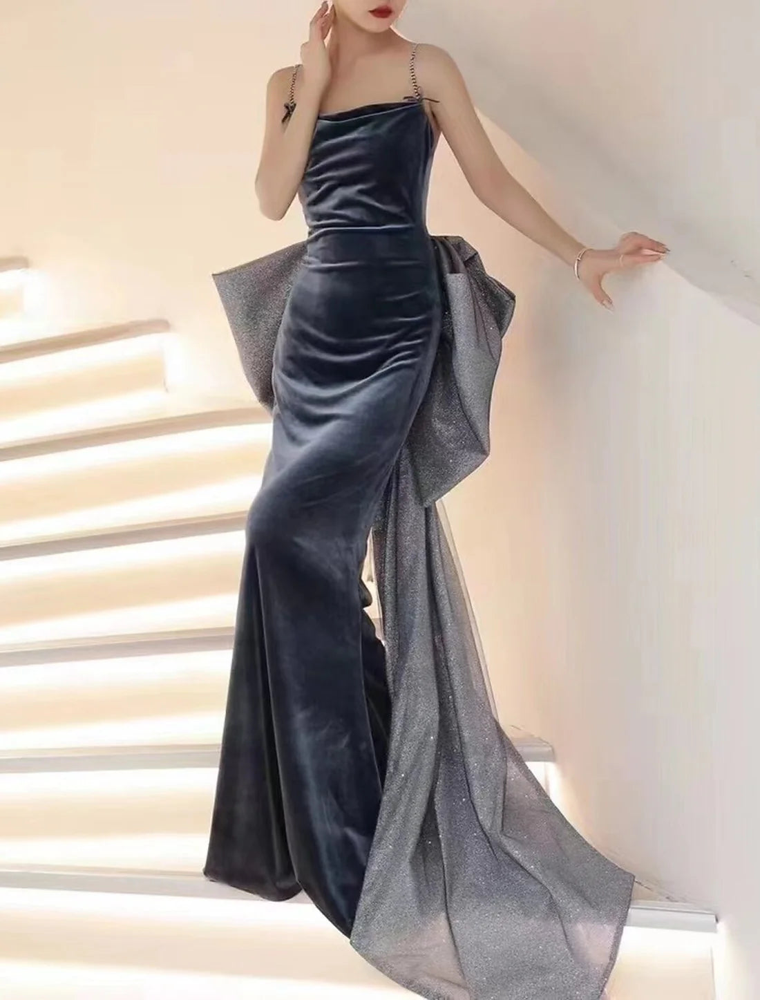 Luolandi A-Line Celebrity Style Elegant Engagement Prom Dress Spaghetti Strap Long Sleeve Sweep / Brush Train Velvet with Bow(s) Crystals Evening Dress